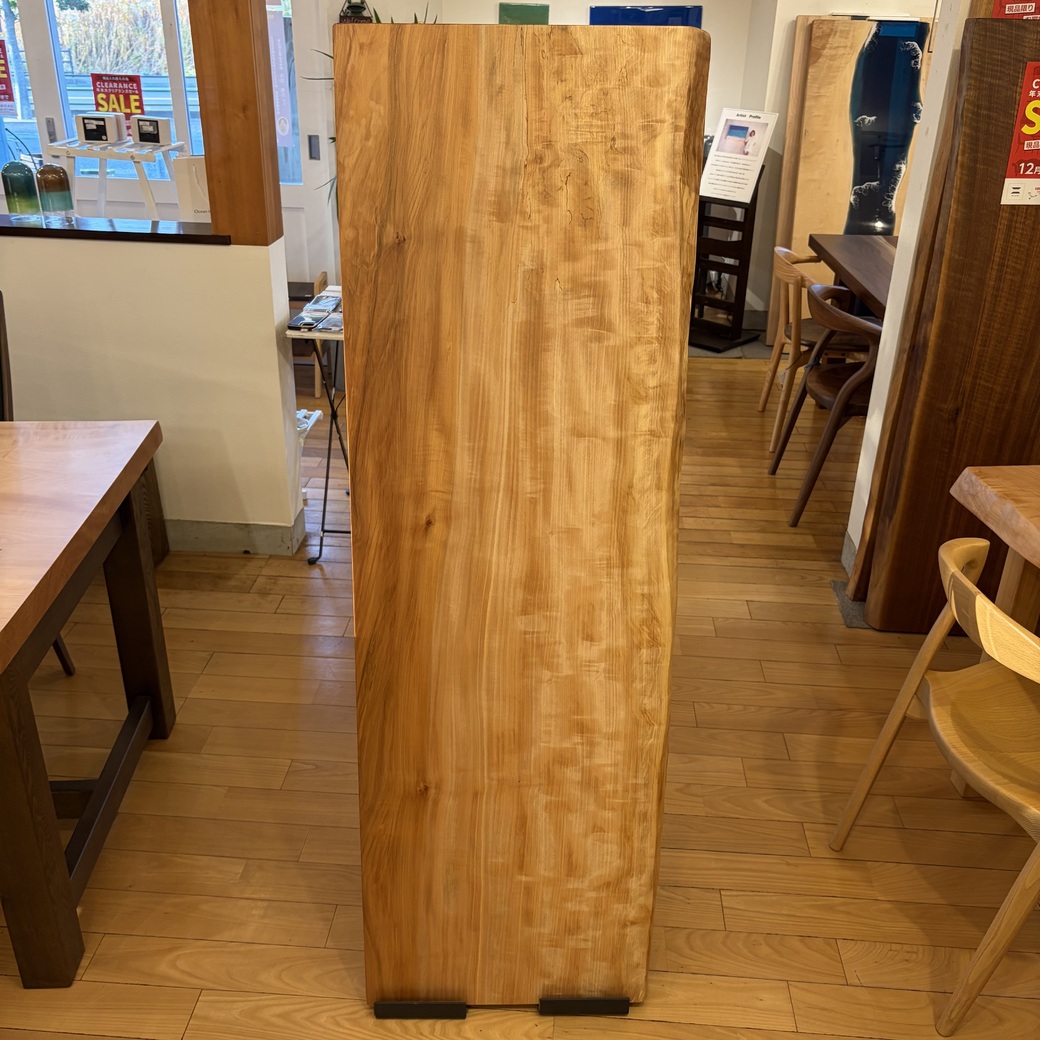 トチ一枚板[1550-500]