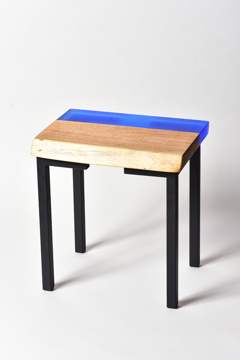 レジンスツール（クルミ×ネイビー）