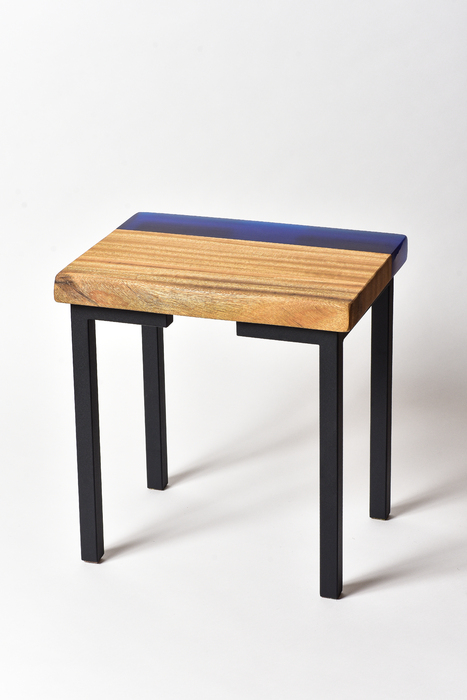 レジンスツール（クス×ネイビー）