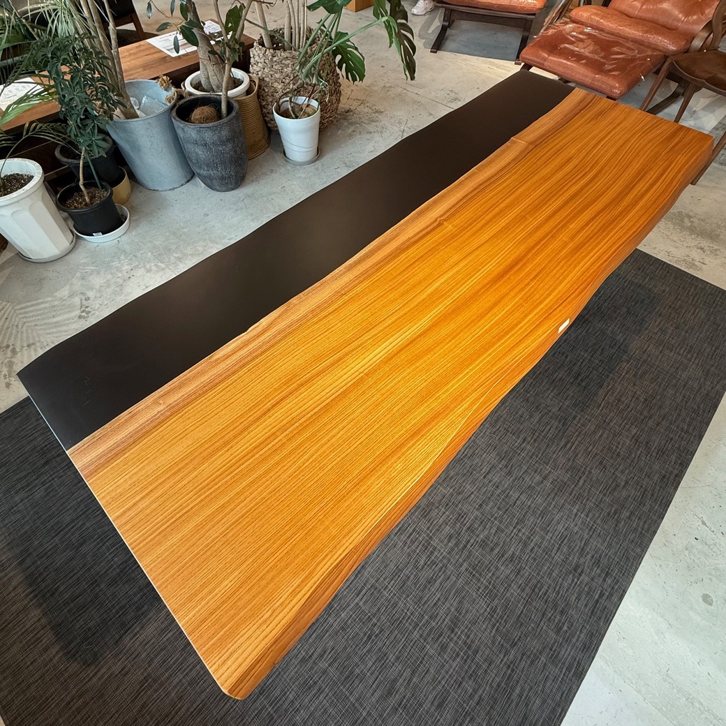 ケヤキレジンリバーテーブル(ブラック)[1650-650]