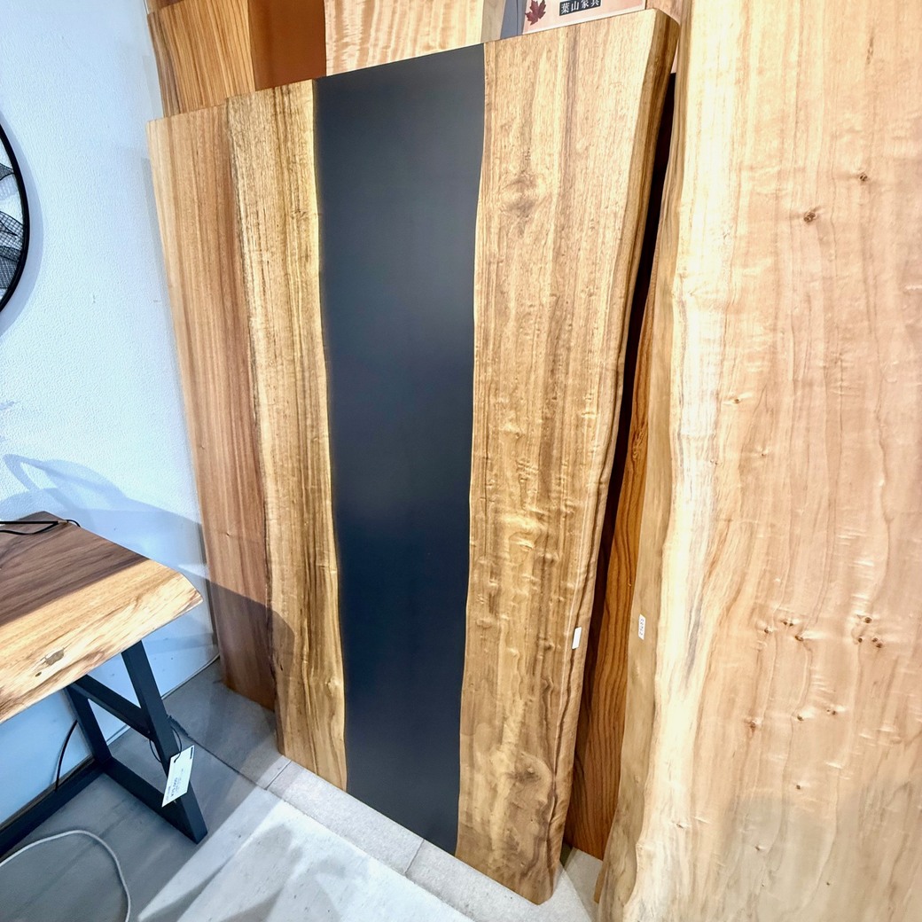 マートルレジンリバーテーブル(ブラック)[1500-780]