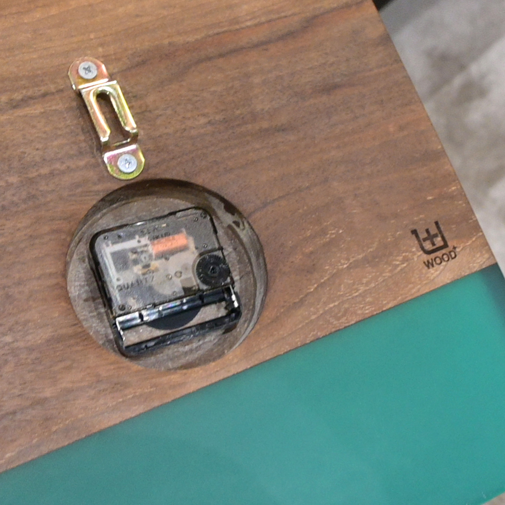 レジンウォールクロック(ブラックウォールナット×グリーン)