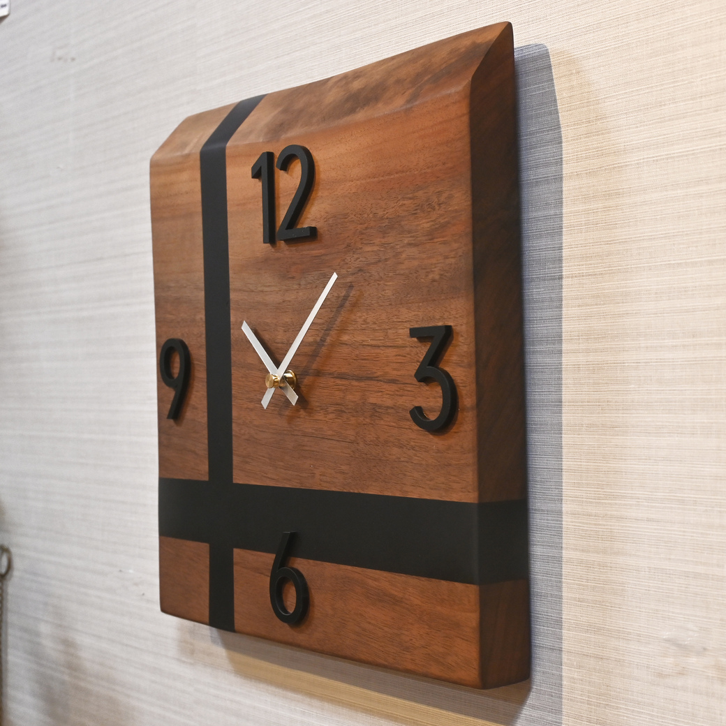 レジンウォールクロック(ブラックウォールナット×ブラック)