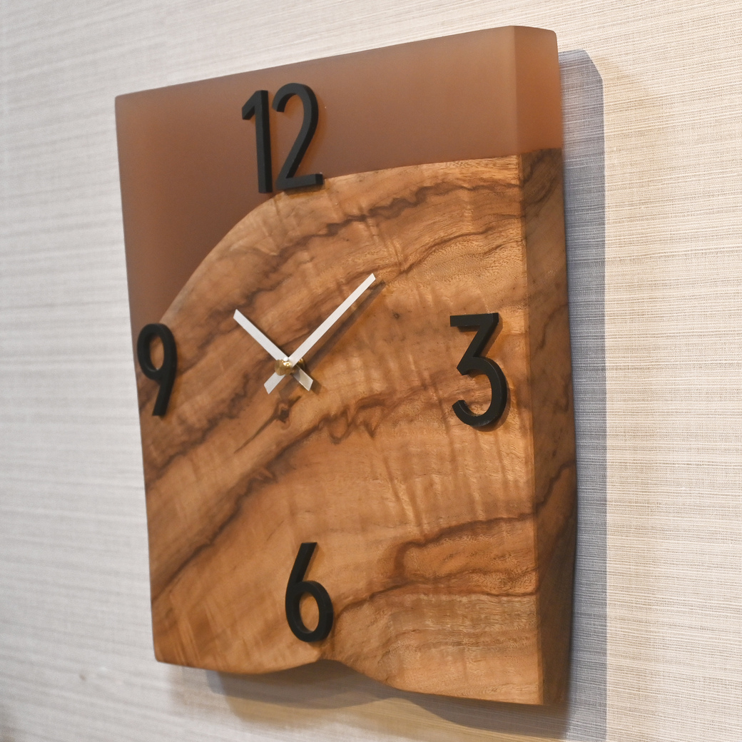 レジンウォールクロック(トチ×ブラウン)