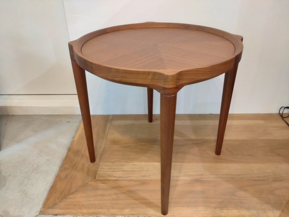 センターテーブルφ50