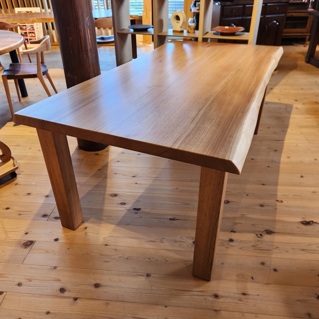 クルミハギテーブル1800