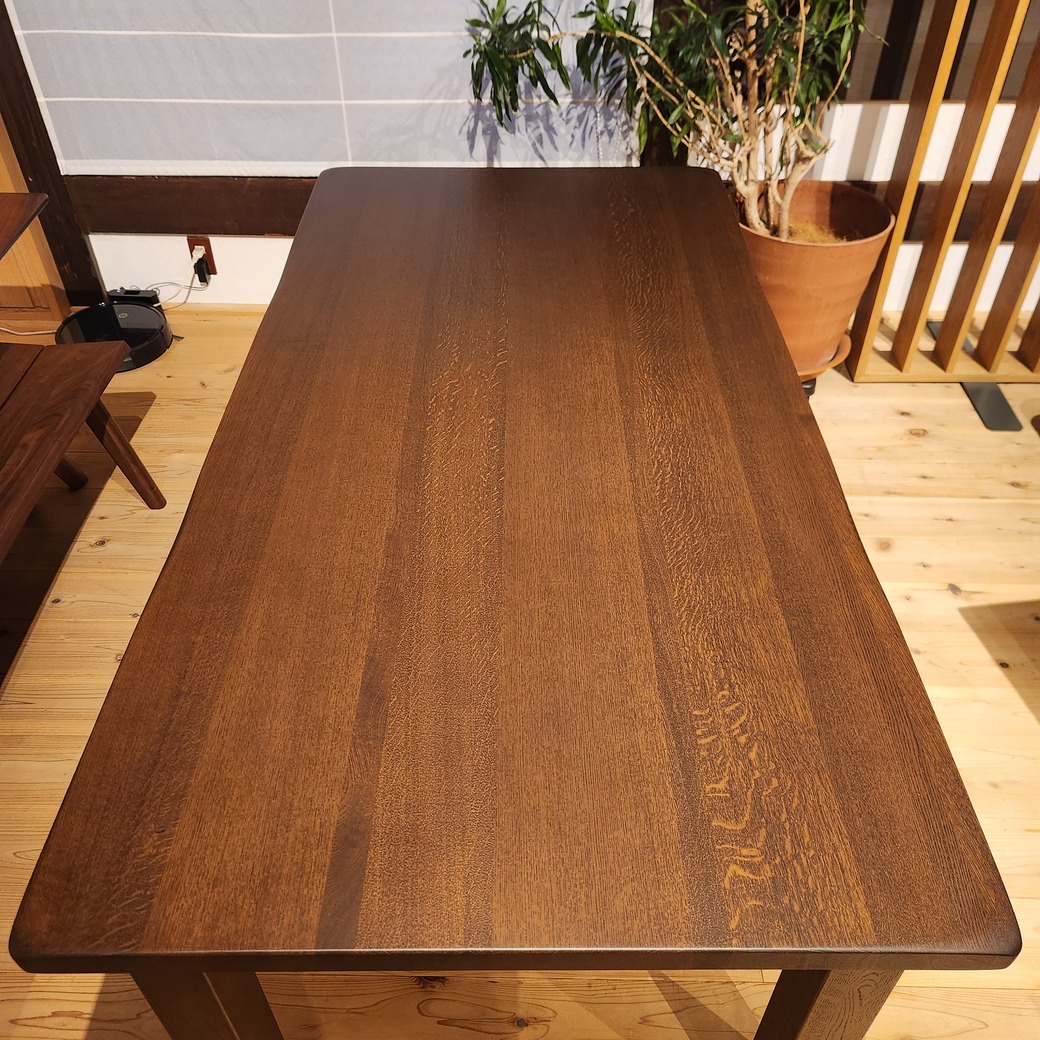 ナラ材ダイニングテーブル1800