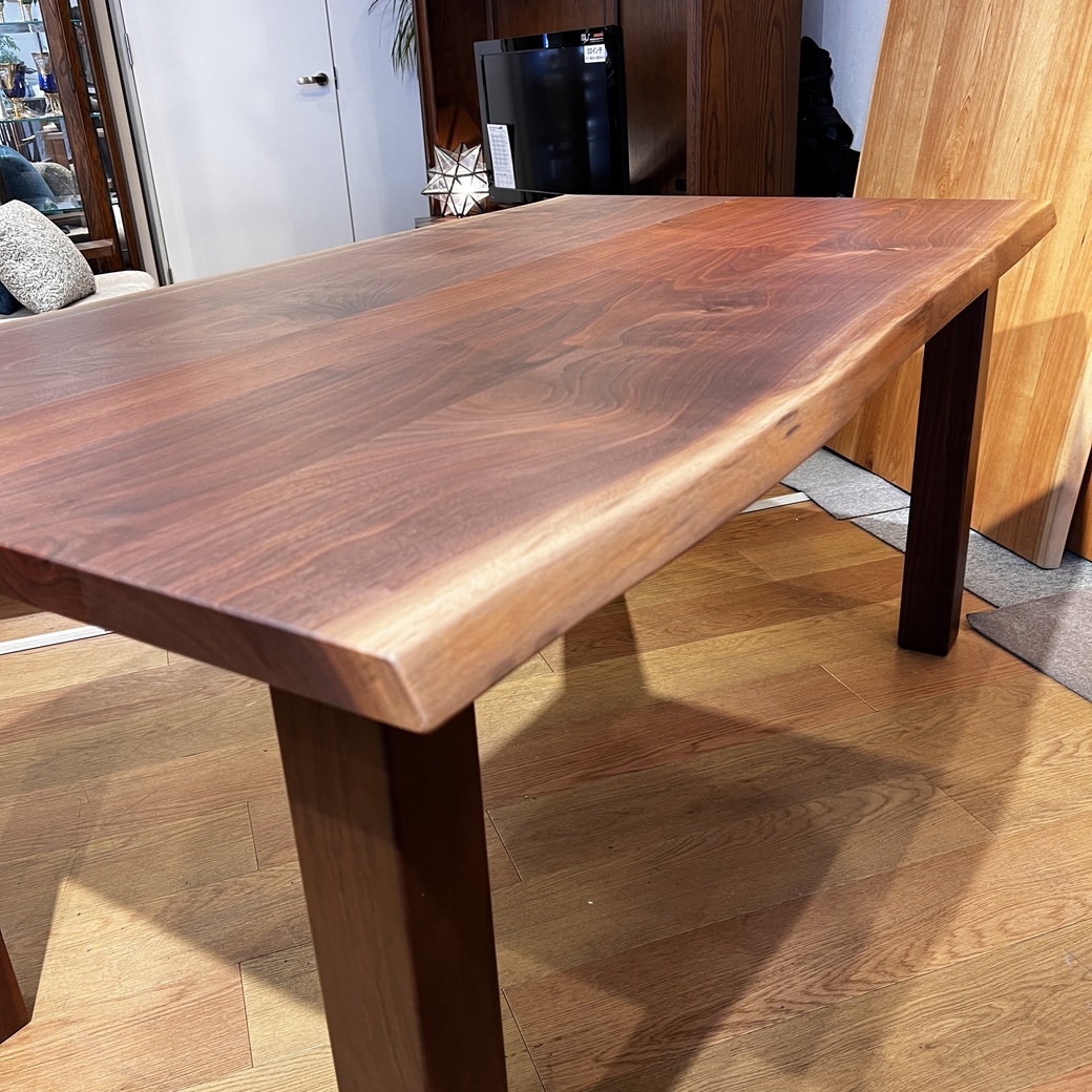 ブラックウォールナット耳付きハギテーブル