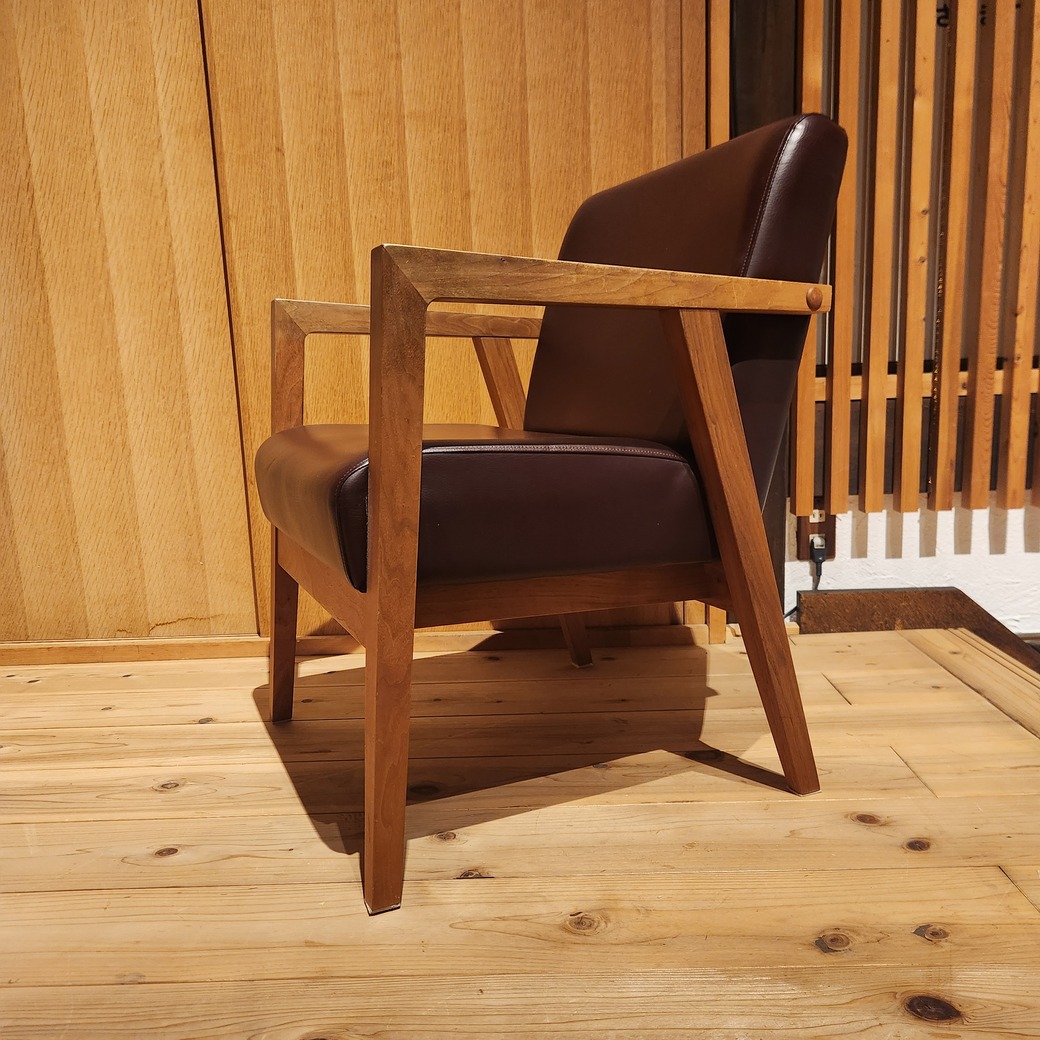 ラウンジチェア